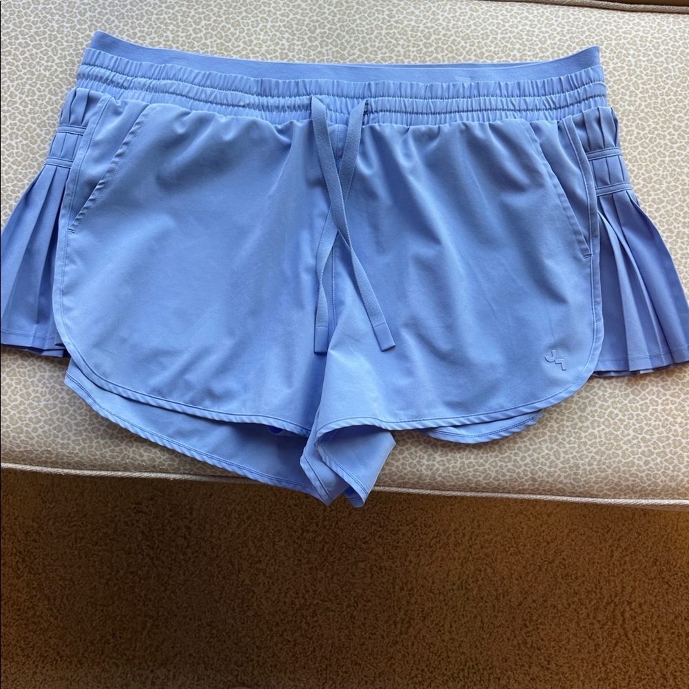 NWOT JoyLab Sky Blue Activewear Athletic Shorts with Fluted Skirt Sides size XXL